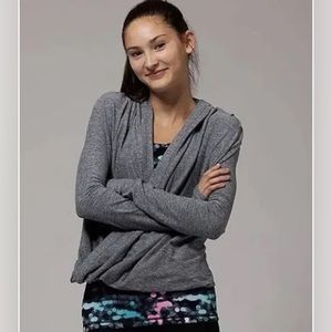 Ivivva Four Count Shrug Heathered Coal Girls Size 10